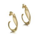 Pendientes LOVE de Plata. Baño de Oro 18k