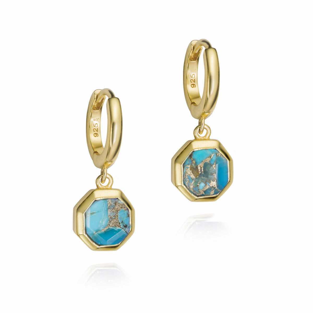 Pendientes hexagonales de Turquesa en plata con Baño de Oro