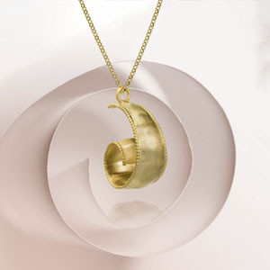 Lucky collection by Jorge Revilla
